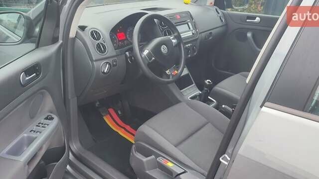 Сірий Фольксваген Golf Plus, об'ємом двигуна 1.6 л та пробігом 205 тис. км за 6200 $, фото 16 на Automoto.ua