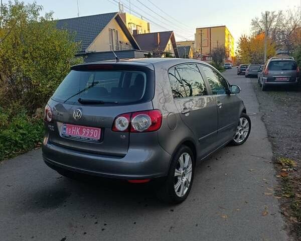 Сірий Фольксваген Golf Plus, об'ємом двигуна 1.6 л та пробігом 217 тис. км за 7400 $, фото 13 на Automoto.ua
