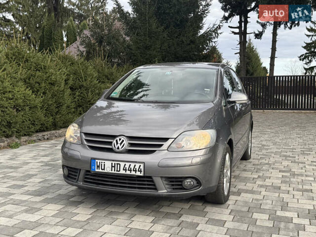 Серый Фольксваген Гольф Плюс, объемом двигателя 1.6 л и пробегом 212 тыс. км за 5550 $, фото 4 на Automoto.ua