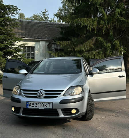 Серый Фольксваген Гольф Плюс, объемом двигателя 1.6 л и пробегом 196 тыс. км за 5299 $, фото 10 на Automoto.ua