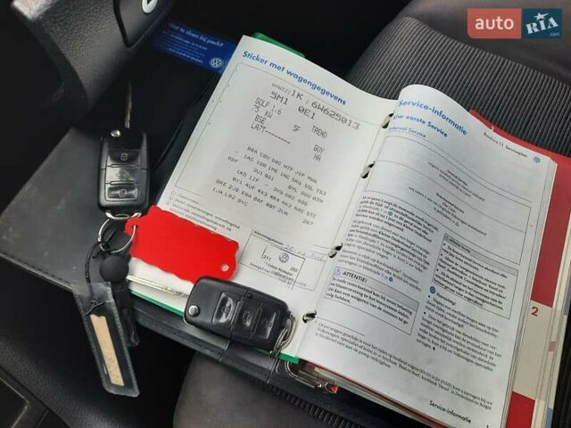 Сірий Фольксваген Golf Plus, об'ємом двигуна 1.6 л та пробігом 213 тис. км за 6750 $, фото 101 на Automoto.ua