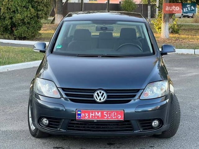 Сірий Фольксваген Golf Plus, об'ємом двигуна 0 л та пробігом 227 тис. км за 5999 $, фото 1 на Automoto.ua