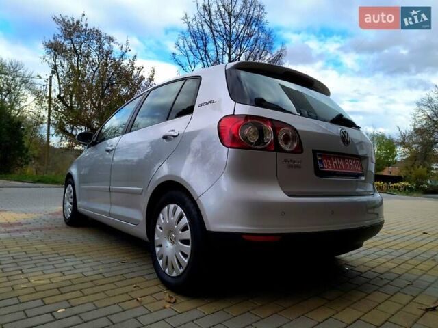 Сірий Фольксваген Golf Plus, об'ємом двигуна 1.4 л та пробігом 247 тис. км за 5100 $, фото 10 на Automoto.ua
