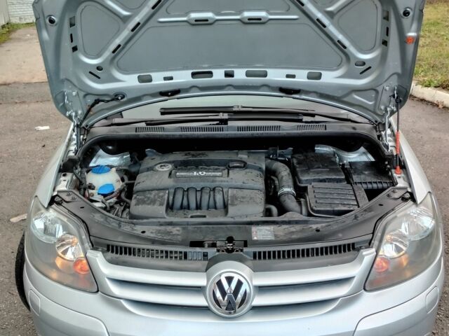 Сірий Фольксваген Golf Plus, об'ємом двигуна 1.6 л та пробігом 180 тис. км за 6500 $, фото 12 на Automoto.ua