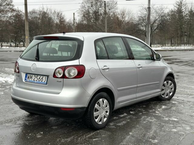 Серый Фольксваген Гольф Плюс, объемом двигателя 0 л и пробегом 123 тыс. км за 2800 $, фото 2 на Automoto.ua