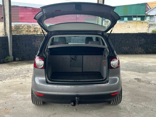 Серый Фольксваген Гольф Плюс, объемом двигателя 1.6 л и пробегом 177 тыс. км за 7199 $, фото 10 на Automoto.ua