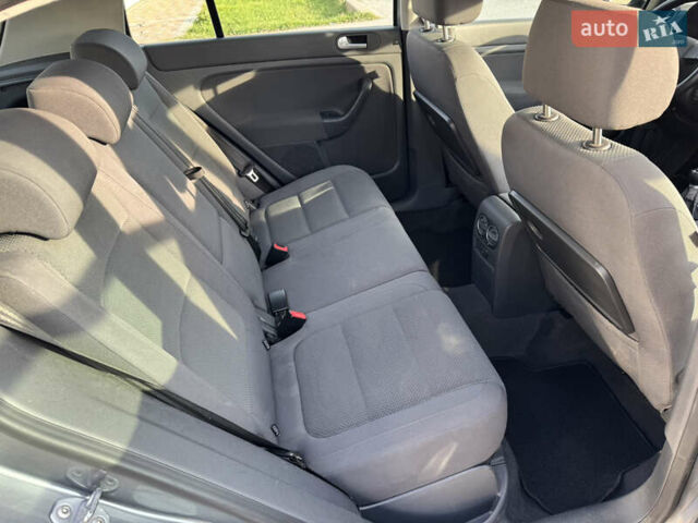 Серый Фольксваген Гольф Плюс, объемом двигателя 1.4 л и пробегом 174 тыс. км за 5650 $, фото 12 на Automoto.ua