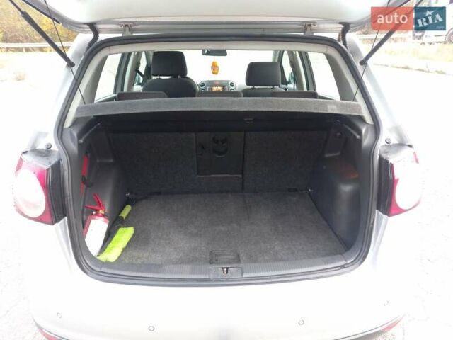 Сірий Фольксваген Golf Plus, об'ємом двигуна 1.9 л та пробігом 334 тис. км за 6150 $, фото 12 на Automoto.ua