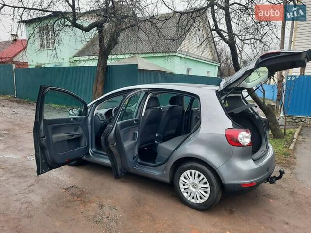 Сірий Фольксваген Golf Plus, об'ємом двигуна 1.6 л та пробігом 213 тис. км за 6750 $, фото 87 на Automoto.ua
