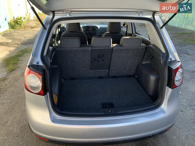 Серый Фольксваген Гольф Плюс, объемом двигателя 1.97 л и пробегом 293 тыс. км за 7400 $, фото 10 на Automoto.ua