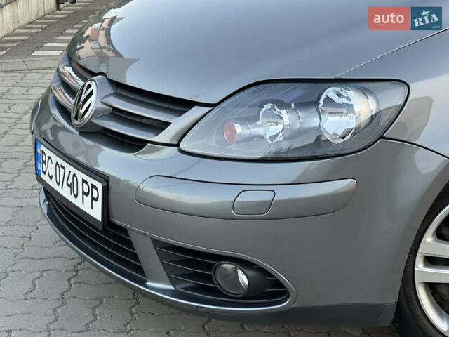 Сірий Фольксваген Golf Plus, об'ємом двигуна 1.6 л та пробігом 260 тис. км за 6799 $, фото 7 на Automoto.ua