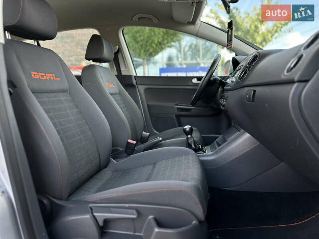 Серый Фольксваген Гольф Плюс, объемом двигателя 1.6 л и пробегом 221 тыс. км за 6400 $, фото 39 на Automoto.ua