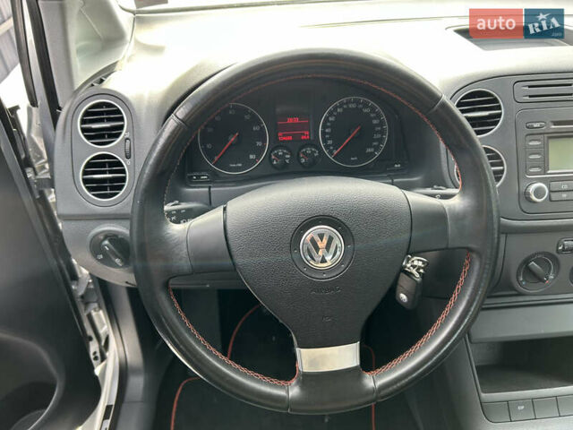 Сірий Фольксваген Golf Plus, об'ємом двигуна 1.6 л та пробігом 134 тис. км за 6950 $, фото 8 на Automoto.ua