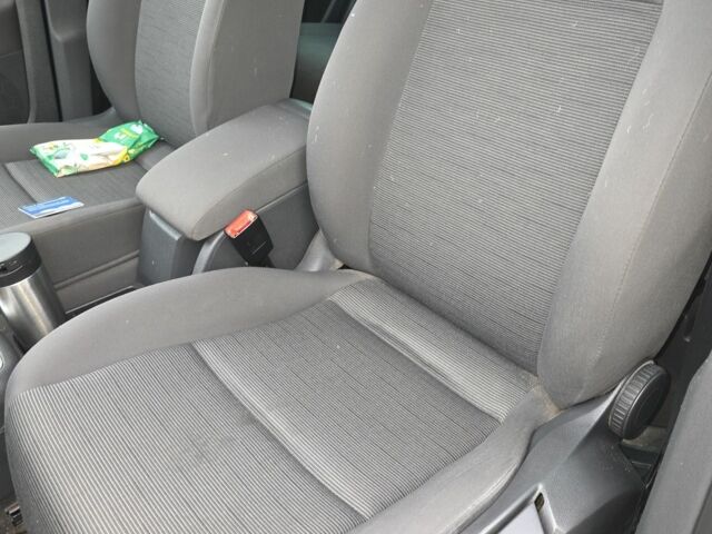 Серый Фольксваген Гольф Плюс, объемом двигателя 1.9 л и пробегом 320 тыс. км за 4800 $, фото 10 на Automoto.ua