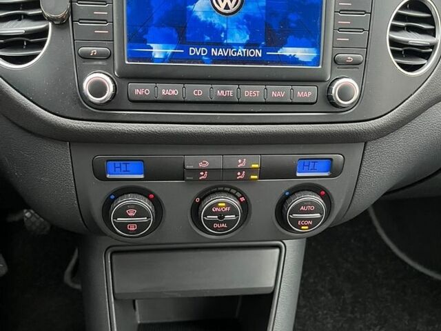 Сірий Фольксваген Golf Plus, об'ємом двигуна 1.6 л та пробігом 212 тис. км за 5700 $, фото 26 на Automoto.ua