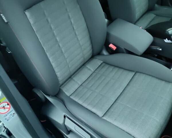 Серый Фольксваген Гольф Плюс, объемом двигателя 1.6 л и пробегом 169 тыс. км за 6550 $, фото 13 на Automoto.ua