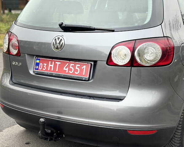 Серый Фольксваген Гольф Плюс, объемом двигателя 1.4 л и пробегом 226 тыс. км за 5300 $, фото 18 на Automoto.ua