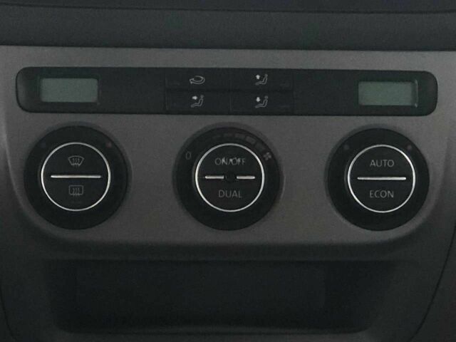 Серый Фольксваген Гольф Плюс, объемом двигателя 1.6 л и пробегом 177 тыс. км за 7199 $, фото 6 на Automoto.ua