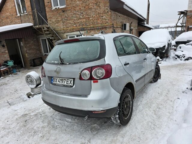 Серый Фольксваген Гольф Плюс, объемом двигателя 1.6 л и пробегом 313 тыс. км за 2700 $, фото 4 на Automoto.ua