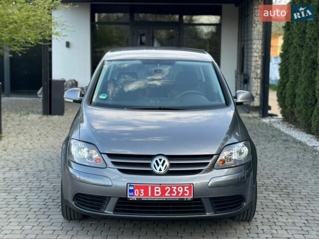 Сірий Фольксваген Golf Plus, об'ємом двигуна 1.6 л та пробігом 189 тис. км за 5299 $, фото 6 на Automoto.ua