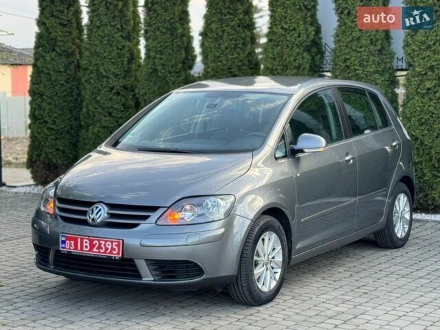 Сірий Фольксваген Golf Plus, об'ємом двигуна 1.6 л та пробігом 189 тис. км за 5299 $, фото 16 на Automoto.ua
