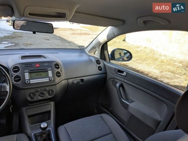 Сірий Фольксваген Golf Plus, об'ємом двигуна 1.4 л та пробігом 250 тис. км за 5250 $, фото 19 на Automoto.ua