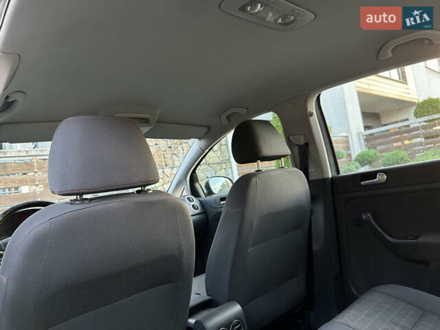 Сірий Фольксваген Golf Plus, об'ємом двигуна 1.6 л та пробігом 260 тис. км за 6799 $, фото 49 на Automoto.ua