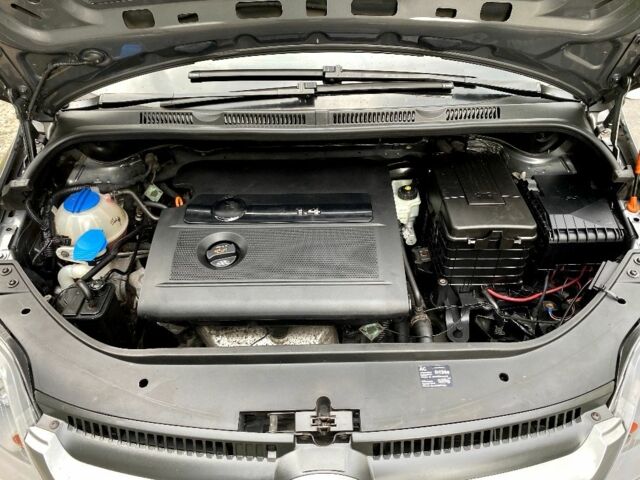 Фольксваген Golf Plus 2006 у Дніпро (Дніпропетровську) на Automoto.ua Сірий Фольксваген Golf Plus, об'ємом двигуна 1.4 л та пробігом 232 тис. км за 5550 $, фото 19 на Automoto.ua