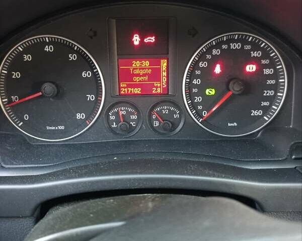 Серый Фольксваген Гольф Плюс, объемом двигателя 1.6 л и пробегом 217 тыс. км за 7400 $, фото 55 на Automoto.ua