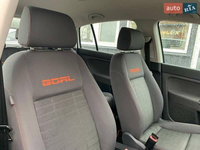 Серый Фольксваген Гольф Плюс, объемом двигателя 0 л и пробегом 260 тыс. км за 5399 $, фото 13 на Automoto.ua