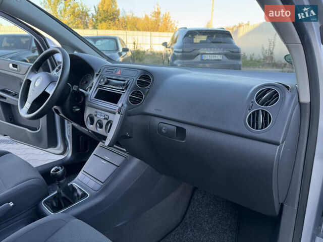 Сірий Фольксваген Golf Plus, об'ємом двигуна 1.6 л та пробігом 204 тис. км за 5350 $, фото 30 на Automoto.ua
