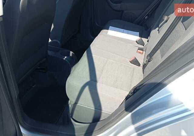 Серый Фольксваген Гольф Плюс, объемом двигателя 1.4 л и пробегом 195 тыс. км за 5750 $, фото 2 на Automoto.ua