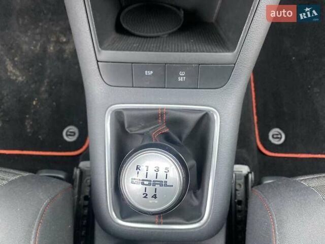 Серый Фольксваген Гольф Плюс, объемом двигателя 1.9 л и пробегом 216 тыс. км за 2950 $, фото 19 на Automoto.ua