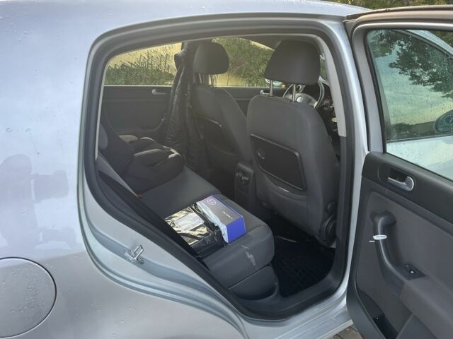 Фольксваген Гольф Плюс 2006 в Луцке на Automoto.ua Серый Фольксваген Гольф Плюс, объемом двигателя 1.9 л и пробегом 210 тыс. км за 6850 $, фото 8 на Automoto.ua