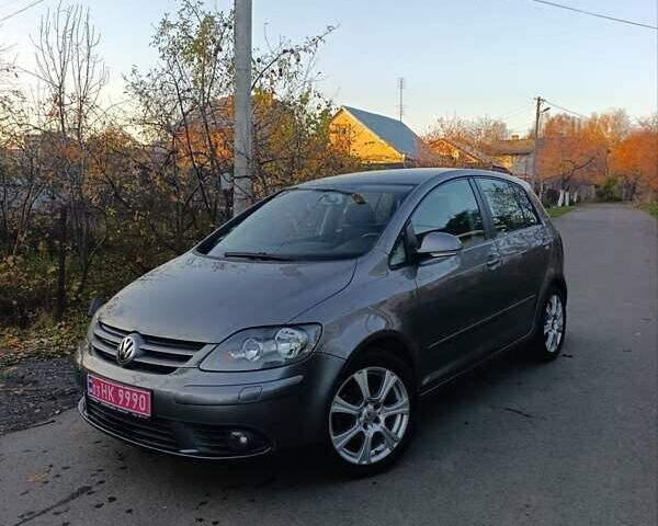 Сірий Фольксваген Golf Plus, об'ємом двигуна 1.6 л та пробігом 217 тис. км за 7400 $, фото 17 на Automoto.ua