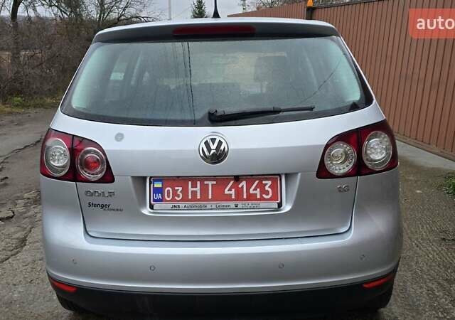 Серый Фольксваген Гольф Плюс, объемом двигателя 1.6 л и пробегом 230 тыс. км за 7999 $, фото 22 на Automoto.ua