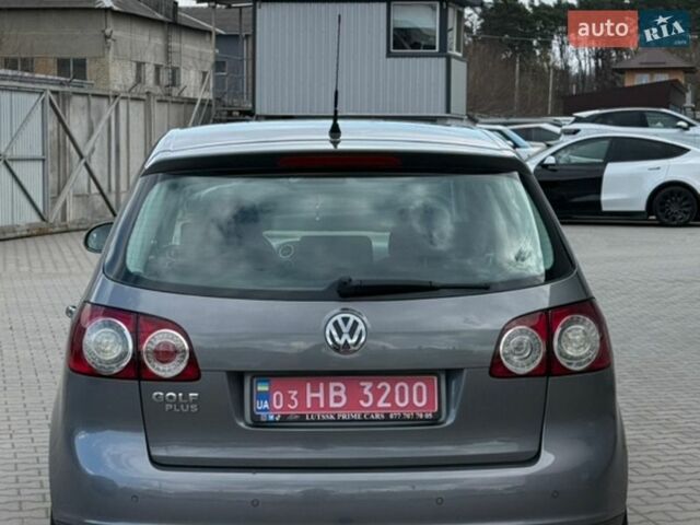 Сірий Фольксваген Golf Plus, об'ємом двигуна 1.4 л та пробігом 226 тис. км за 5500 $, фото 7 на Automoto.ua