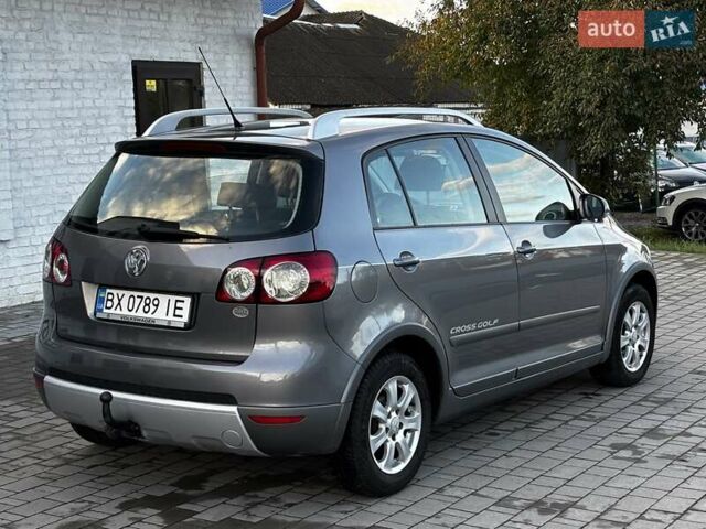 Серый Фольксваген Гольф Плюс, объемом двигателя 1.6 л и пробегом 223 тыс. км за 7499 $, фото 12 на Automoto.ua