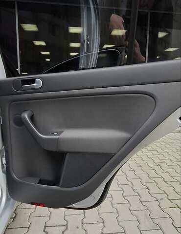 Серый Фольксваген Гольф Плюс, объемом двигателя 1.6 л и пробегом 191 тыс. км за 6900 $, фото 53 на Automoto.ua