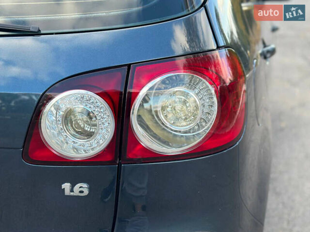 Фольксваген Гольф Плюс 2007 в Днепре (Днепропетровске) на Automoto.ua Серый Фольксваген Гольф Плюс, объемом двигателя 1.6 л и пробегом 233 тыс. км за 7299 $, фото 38 на Automoto.ua