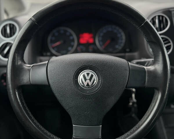 Серый Фольксваген Гольф Плюс, объемом двигателя 1.6 л и пробегом 192 тыс. км за 6200 $, фото 38 на Automoto.ua