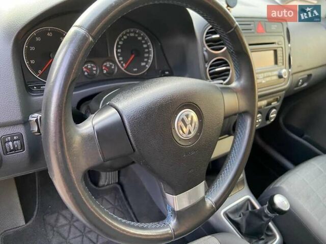 Серый Фольксваген Гольф Плюс, объемом двигателя 1.6 л и пробегом 197 тыс. км за 6300 $, фото 10 на Automoto.ua