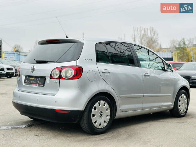 Серый Фольксваген Гольф Плюс, объемом двигателя 1.6 л и пробегом 183 тыс. км за 7200 $, фото 9 на Automoto.ua