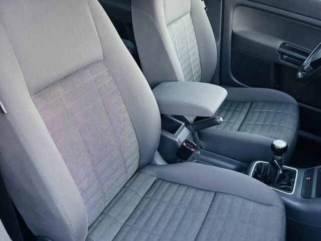 Серый Фольксваген Гольф Плюс, объемом двигателя 1.6 л и пробегом 180 тыс. км за 5699 $, фото 9 на Automoto.ua