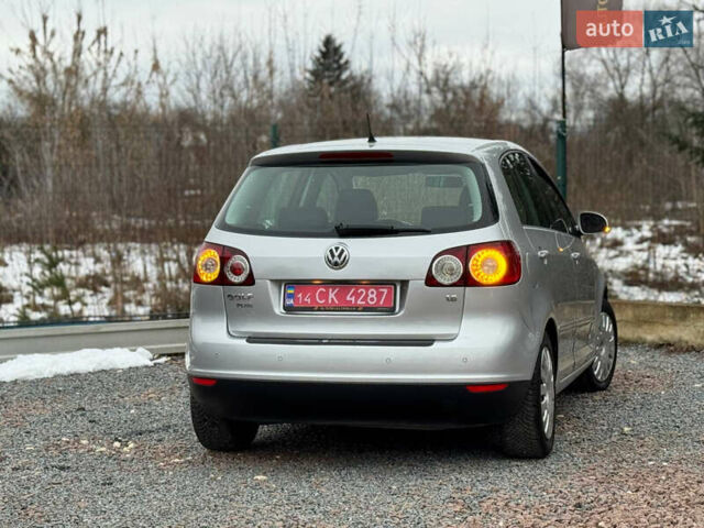 Серый Фольксваген Гольф Плюс, объемом двигателя 1.6 л и пробегом 220 тыс. км за 6190 $, фото 34 на Automoto.ua