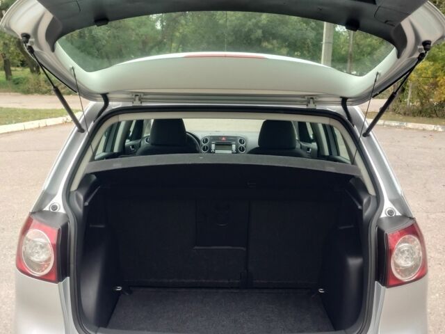 Сірий Фольксваген Golf Plus, об'ємом двигуна 1.6 л та пробігом 183 тис. км за 6600 $, фото 11 на Automoto.ua