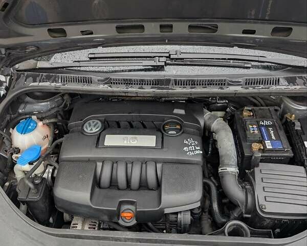 Сірий Фольксваген Golf Plus, об'ємом двигуна 1.62 л та пробігом 194 тис. км за 6000 $, фото 20 на Automoto.ua