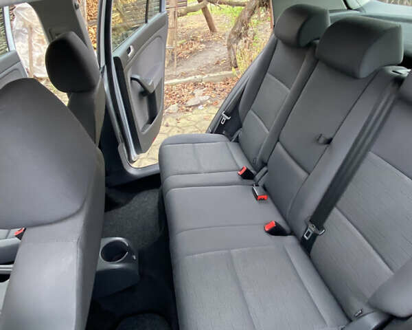 Серый Фольксваген Гольф Плюс, объемом двигателя 0 л и пробегом 192 тыс. км за 5999 $, фото 27 на Automoto.ua