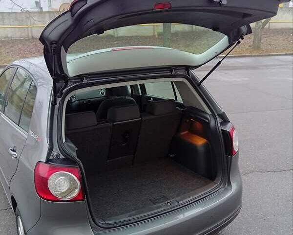 Сірий Фольксваген Golf Plus, об'ємом двигуна 1.4 л та пробігом 186 тис. км за 5899 $, фото 13 на Automoto.ua