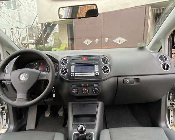 Серый Фольксваген Гольф Плюс, объемом двигателя 0 л и пробегом 192 тыс. км за 5999 $, фото 32 на Automoto.ua